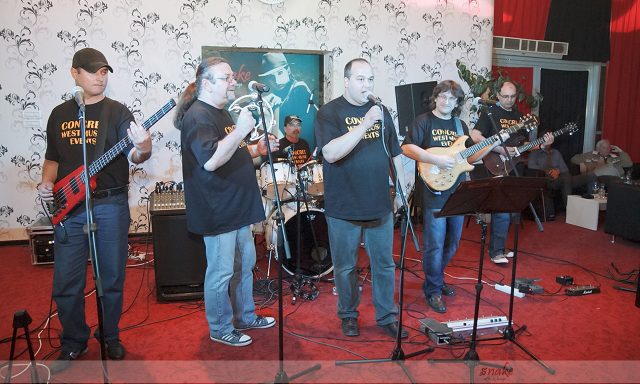 Snake Coffee & Lounge